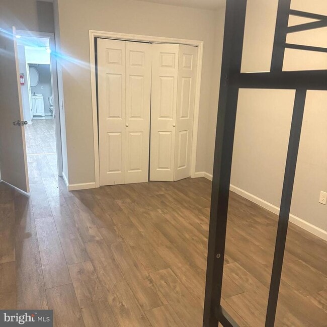 Building Photo - 609 Brunswick Ave