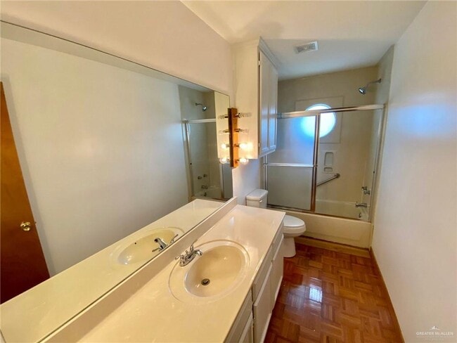 Building Photo - 21 Blackhawk St