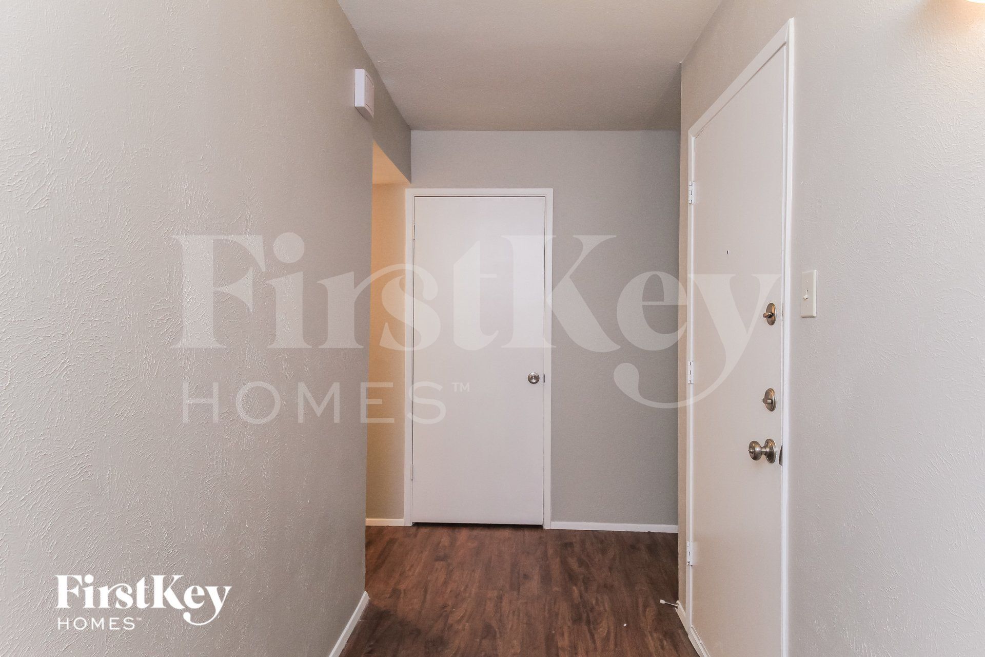 Building Photo - 1405 Steinburg Ln