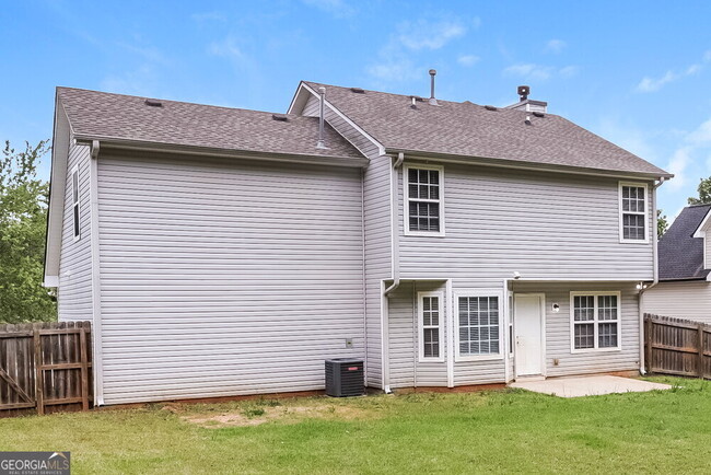 Building Photo - 154 Vinings Dr