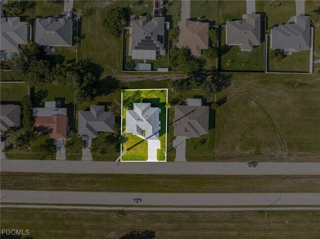 Building Photo - 2221 Tropicana Parkway W