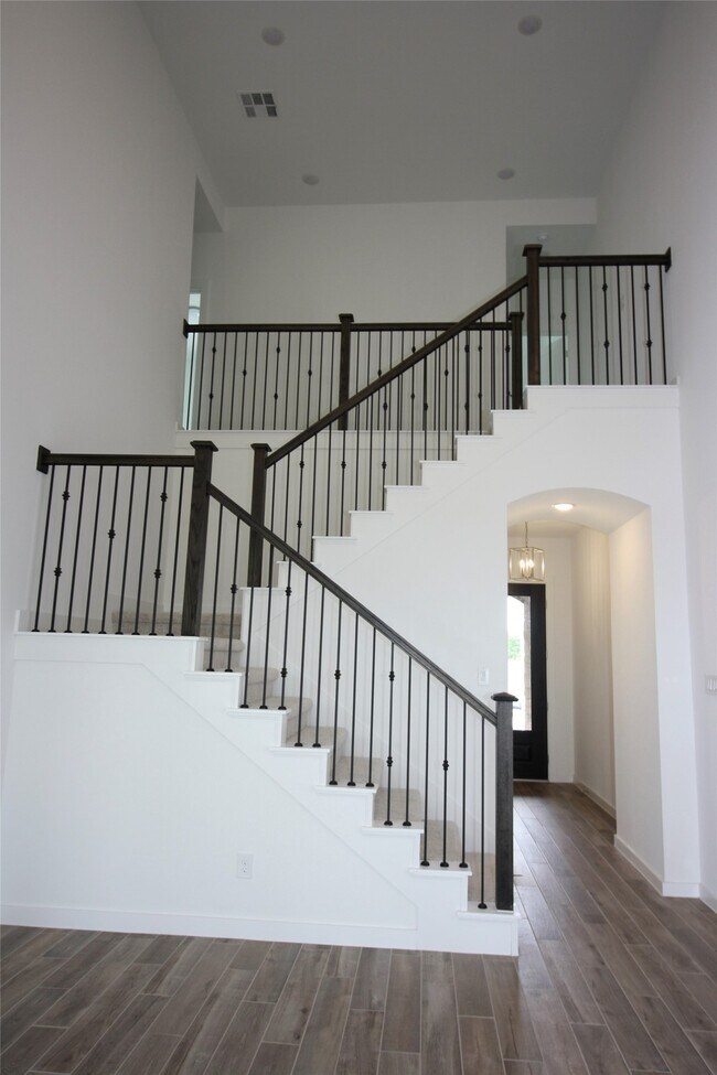 Building Photo - 6527 Scarlet Pond Ln