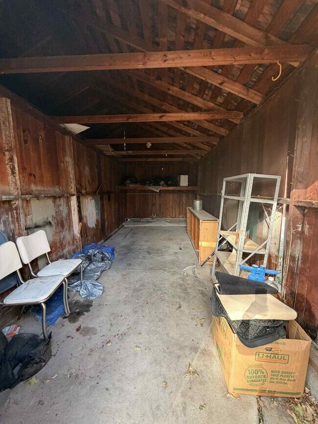 Building Photo - 411 S Jackson Ave