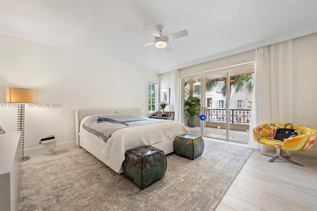 Building Photo - 19122 Fisher Island Dr