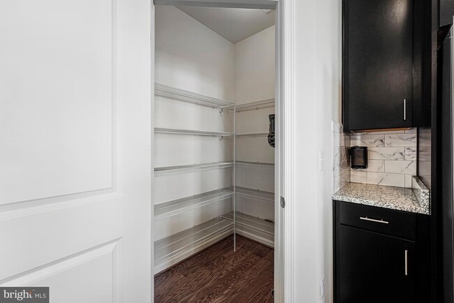 Building Photo - 24575 Rosebay Terrace