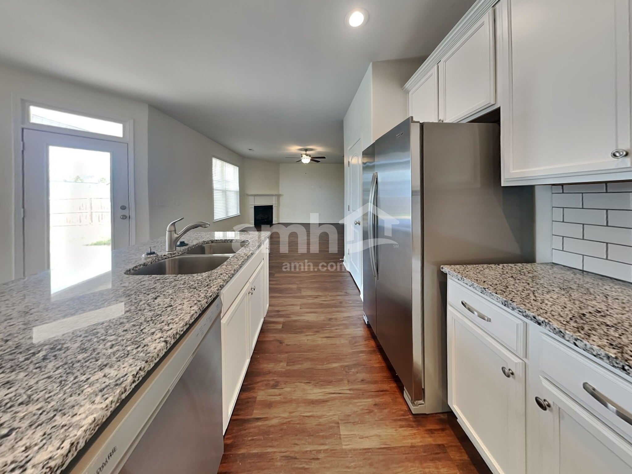 Building Photo - 574 Chantry Ln