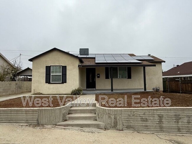 Primary Photo - 408 F St