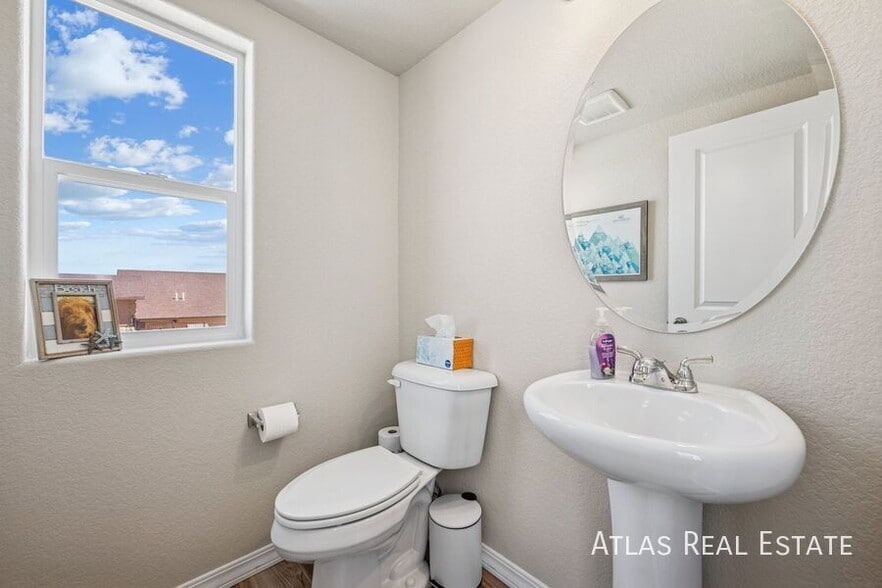 Building Photo - 7446 Marbled Wood Pt