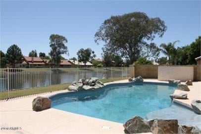 Building Photo - 6933 W Sack Dr