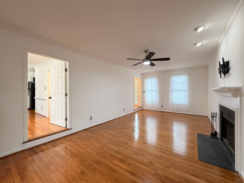 Building Photo - 110 Waltons Creek Rd