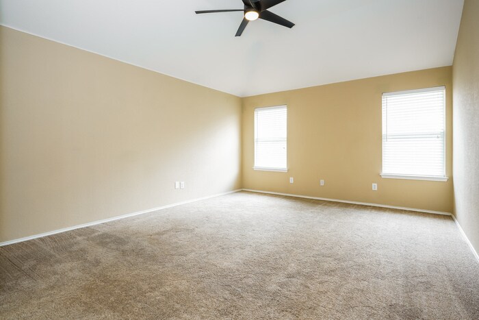 Building Photo - 2744 Ensenada Ln