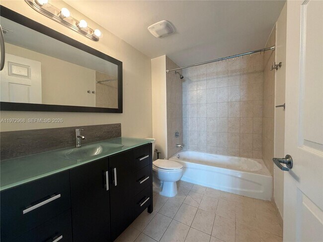 Building Photo - 275 NE 18th St