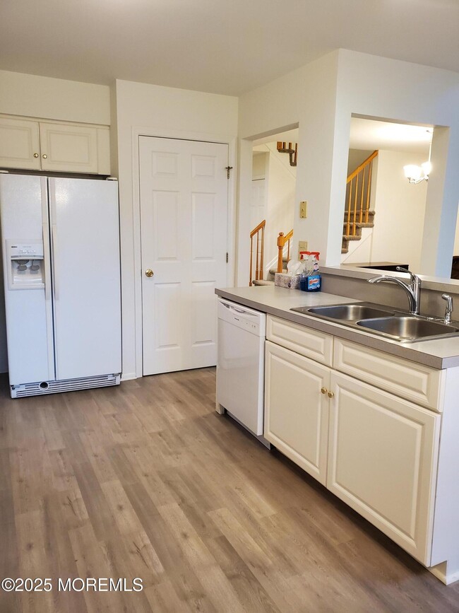 Building Photo - 3404 Equestrian Way