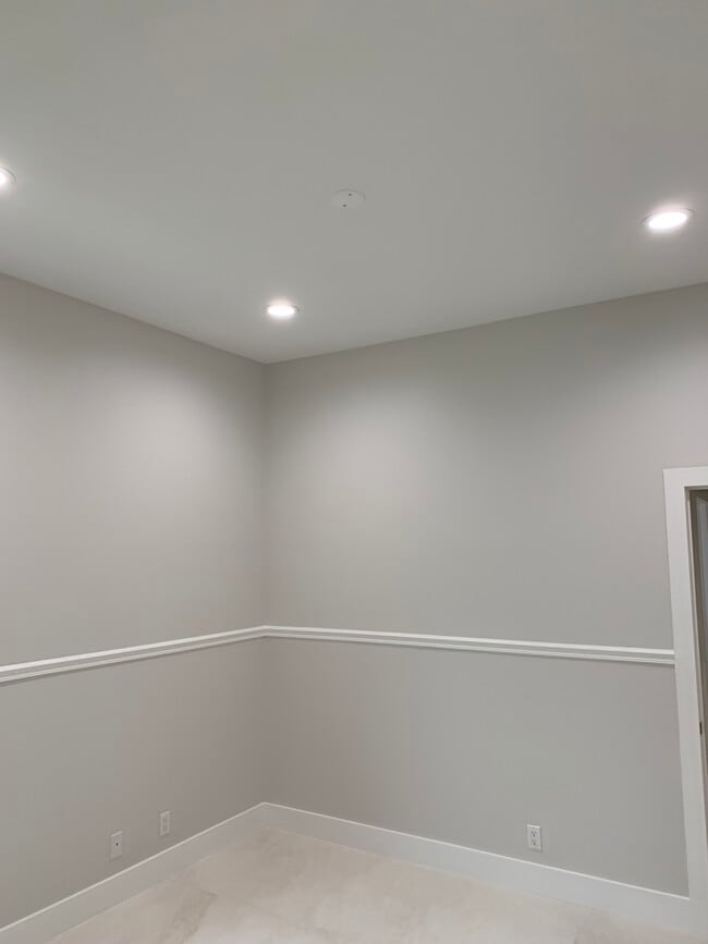 Building Photo - 4972 SE Mariner Village Ln