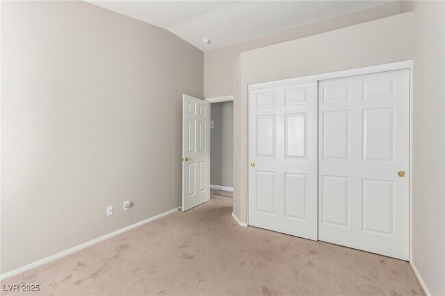 Building Photo - 9424 Cloudcroft Ave