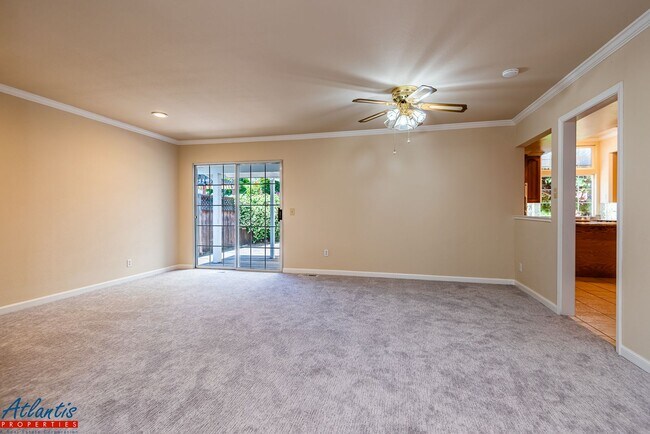 Building Photo - Beautiful Home | Desirable Location