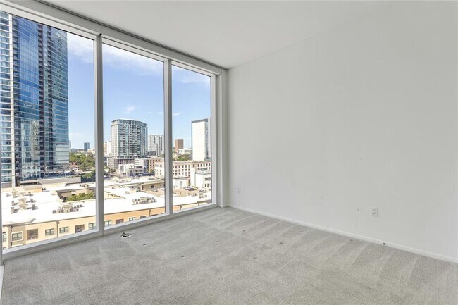 Building Photo - 301 West Ave
