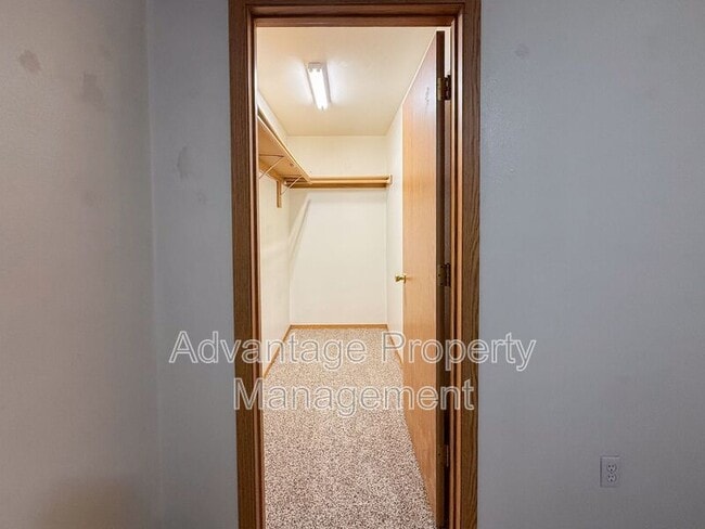 Building Photo - 240 S Monmouth Ave