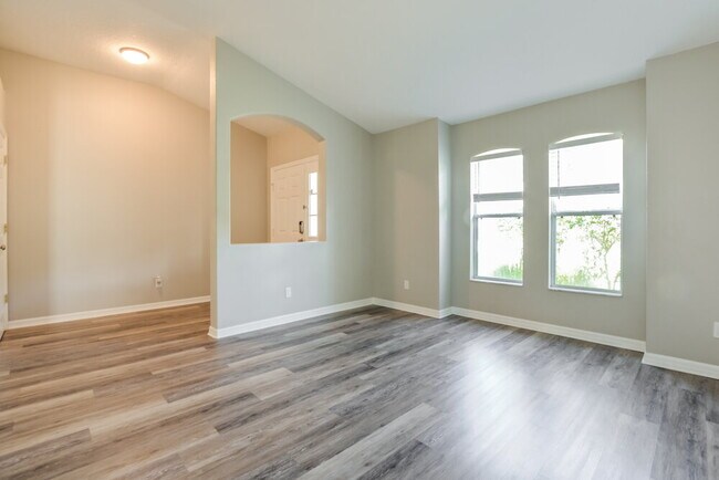 Building Photo - 25140 Chipshot Ct