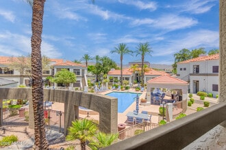 Building Photo - 11375 E Sahuaro Dr