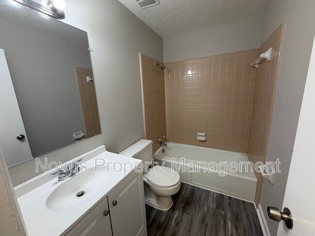 Building Photo - 191 Harvell Dr