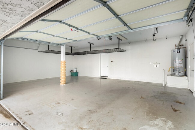 Building Photo - 19411 W Jefferson St