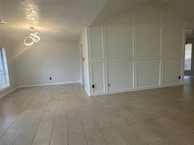 Building Photo - 2934 Poplar Creek Ln