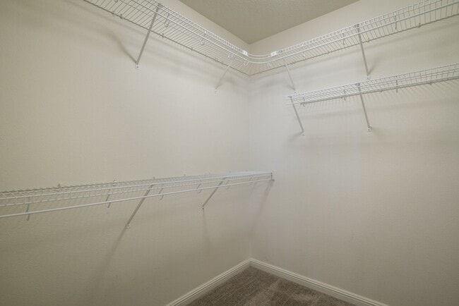 Building Photo - 4920 SW Slavin Rd