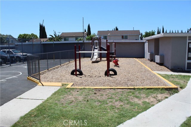 Building Photo - 1250 S Brookhurst St