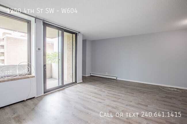 Building Photo - 1250 4th St SW