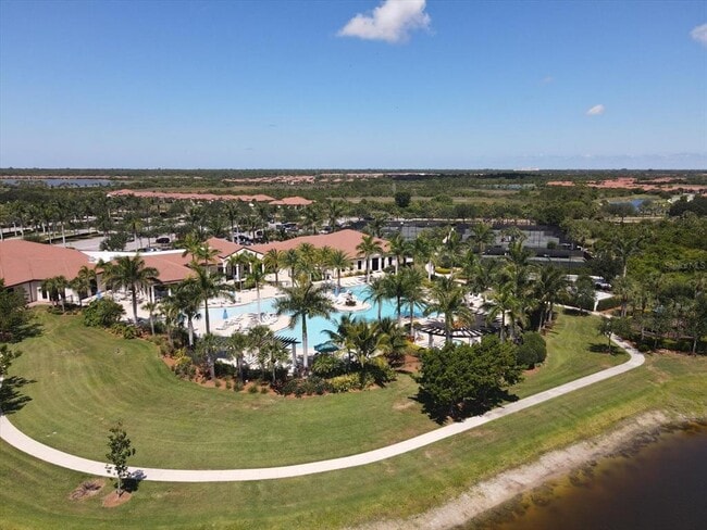 Building Photo - 10042 Crooked Crk Dr