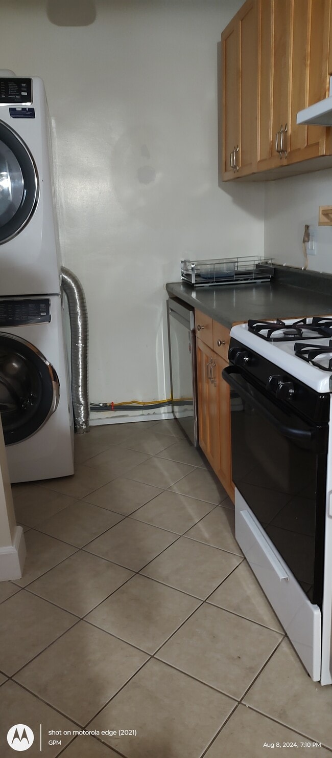 Building Photo - 4219 Madison Ave