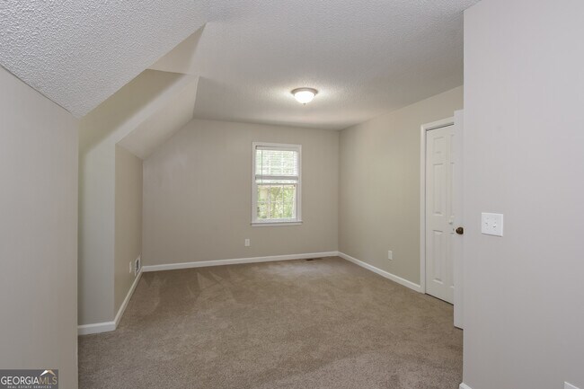 Building Photo - 39 Timber Trail SW