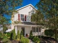 Building Photo - 135 Saratoga St