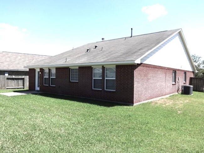 Building Photo - 7042 Crockett Ridge Dr