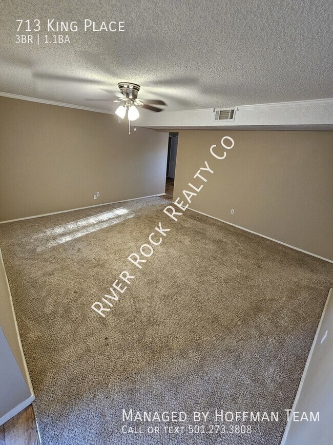 Building Photo - 713 King Pl