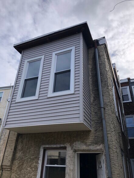 Rear Patio - 1848 N 23rd St