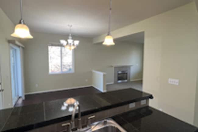 Building Photo - 3bd/2.5ba House in Fife