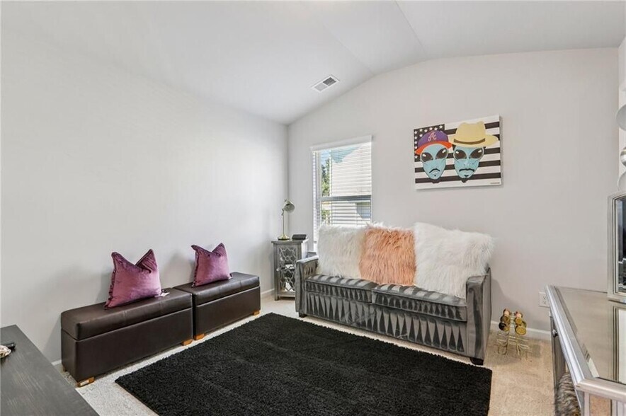 Building Photo - 4774 Sultana Way