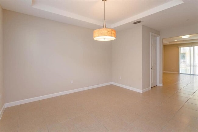 Building Photo - 1288 Bolton Pl