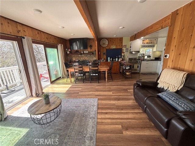 Building Photo - 32415 Scandia Dr