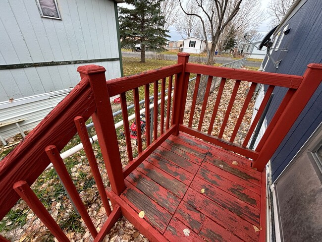 Building Photo - 123 Opal Dr