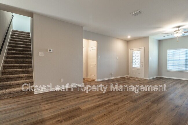 Building Photo - 9130 Bennett Frst