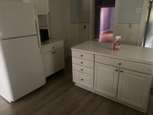 Kitchen - 221 E Potomac St