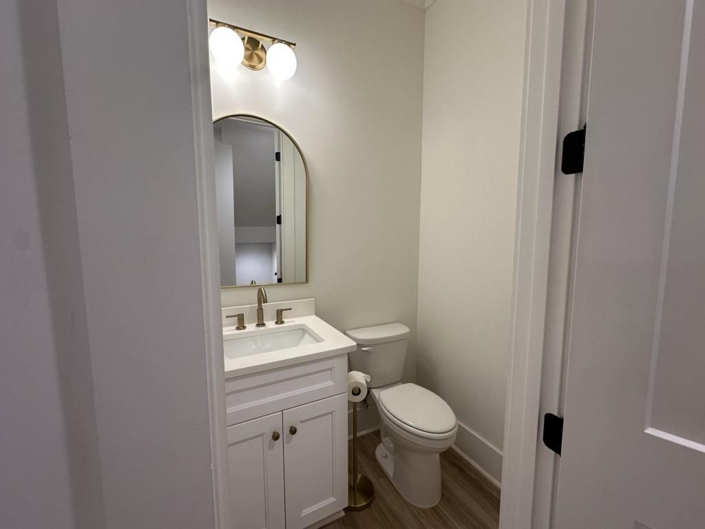 Building Photo - 4802 Moonview Ln