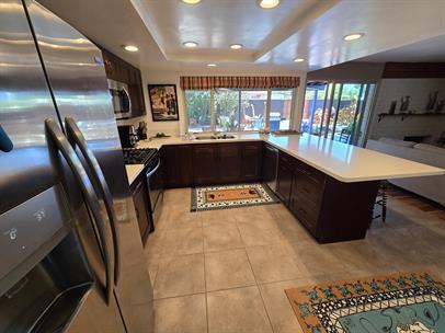 Building Photo - Beautiful EAST SIDE 4bd/2ba home with Huge Backyard!!!
