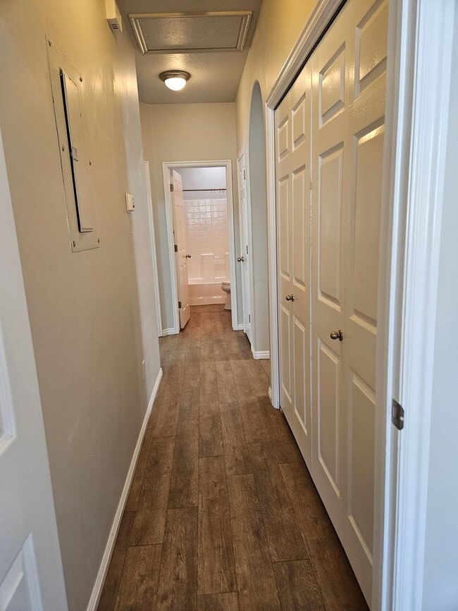 Building Photo - 3 Bedroom, North Salt Lake Gem with RV Parking, Workshop & Spacious Backyard Retreat