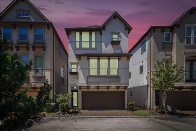 Building Photo - 1511 Peyton Oaks Pl