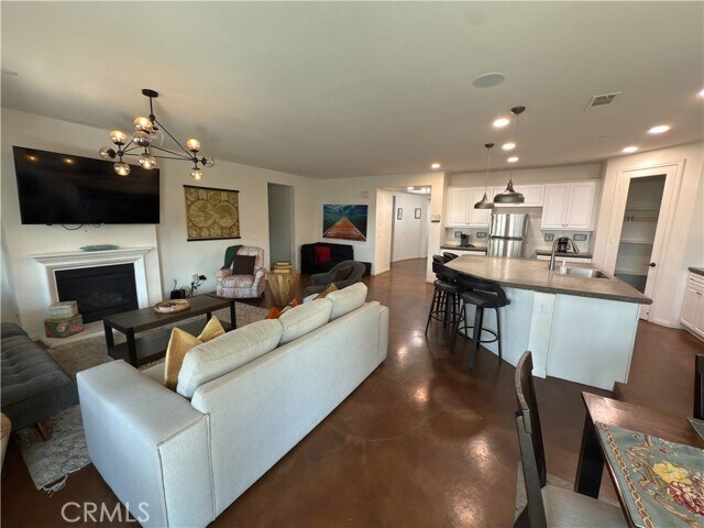 Building Photo - 7683 Prairie Dr