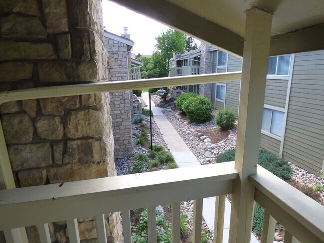 Building Photo - $0 DEPOSIT OPTION. SPACIOUS 2-BEDROOM, 2-B...